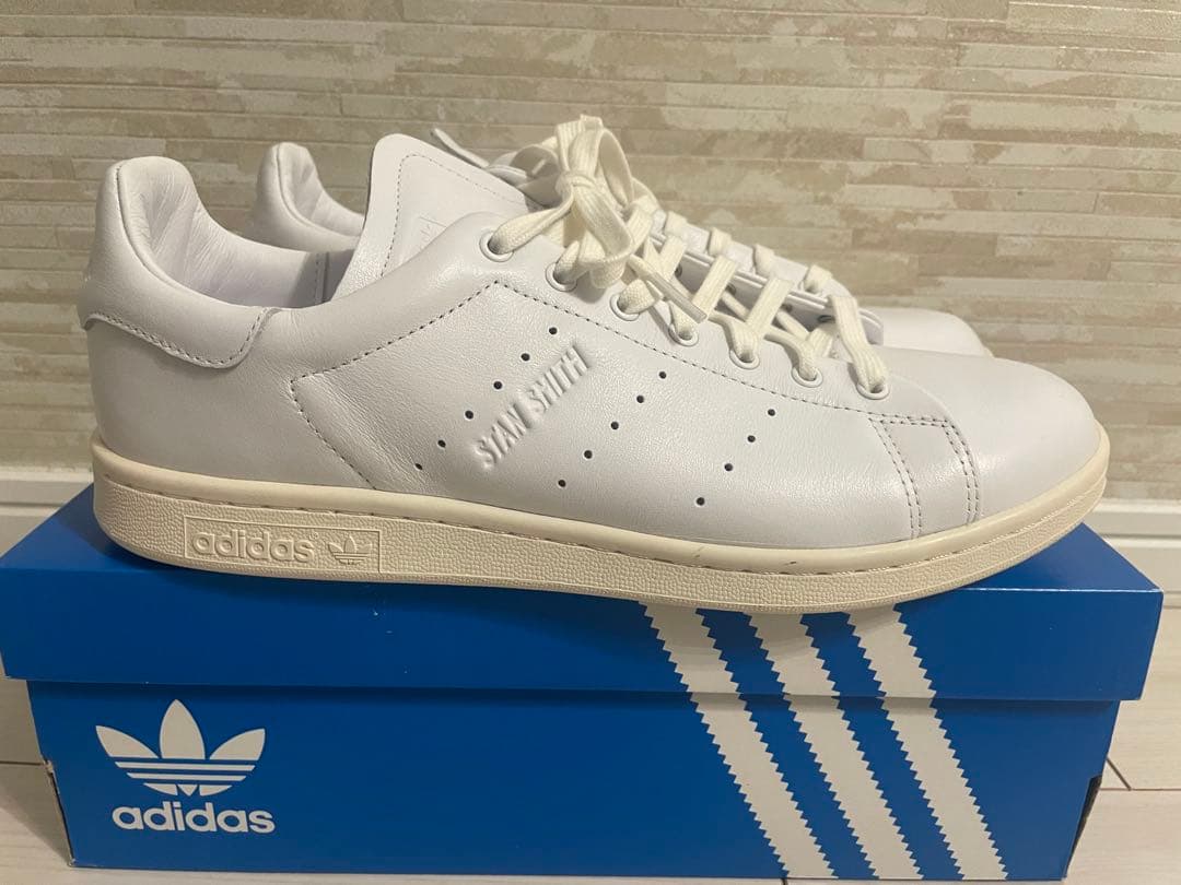 アディダス スタンスミス LUX ホワイト 28.5cm アディダス スタンスミス LUX ホワイト 28.5cm