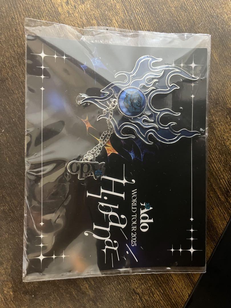 激安通販新作 TOUR WORLD Ado 2025 メルカリ - ペンライト VIP入場特典 Hibana ミュージシャン