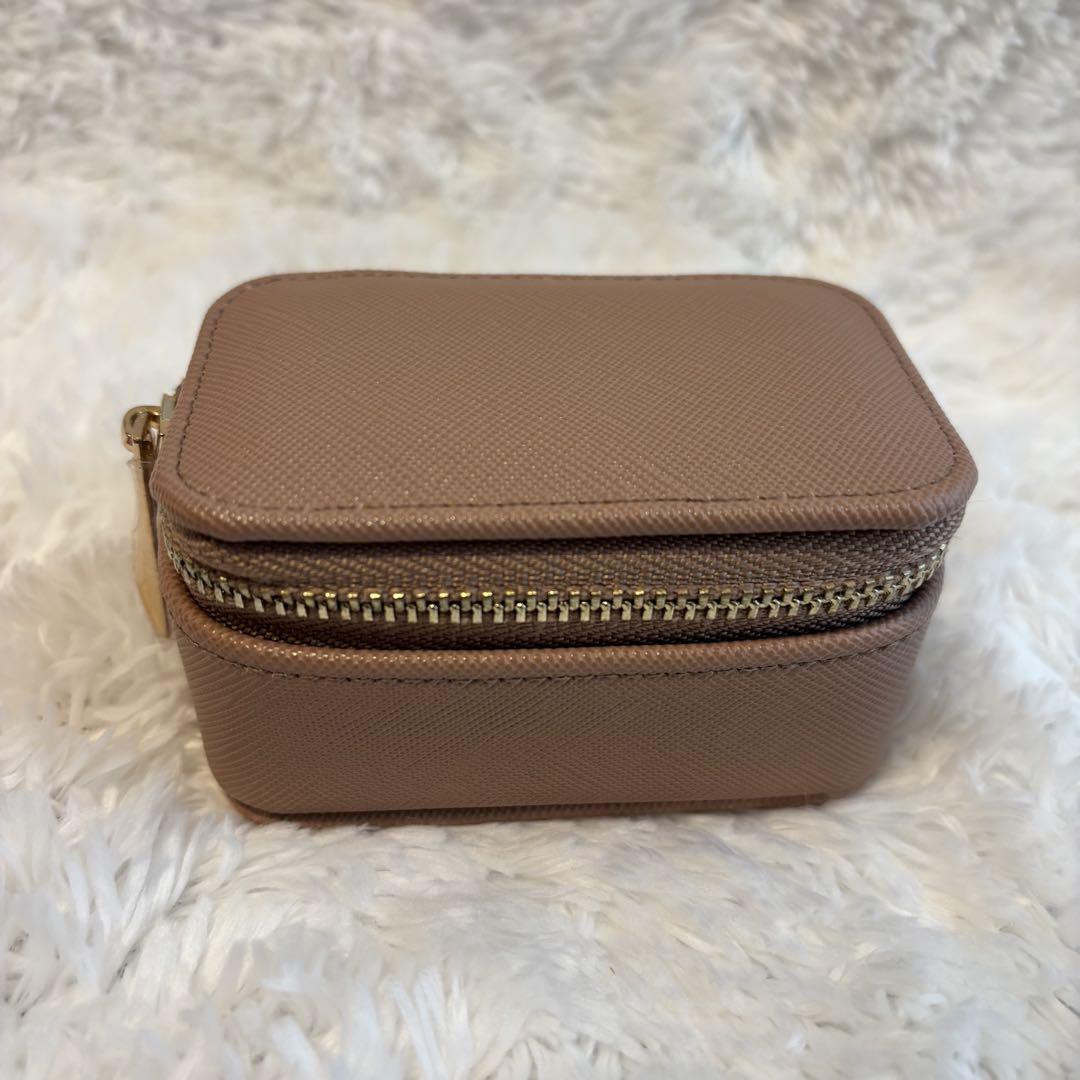 【ケース付】ete ビジューピアス　K18 872163