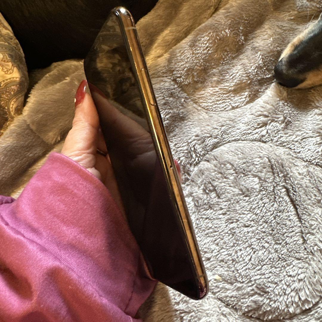 ＼＼\\ 美品//／／Apple iPhone XS ゴールド 本体