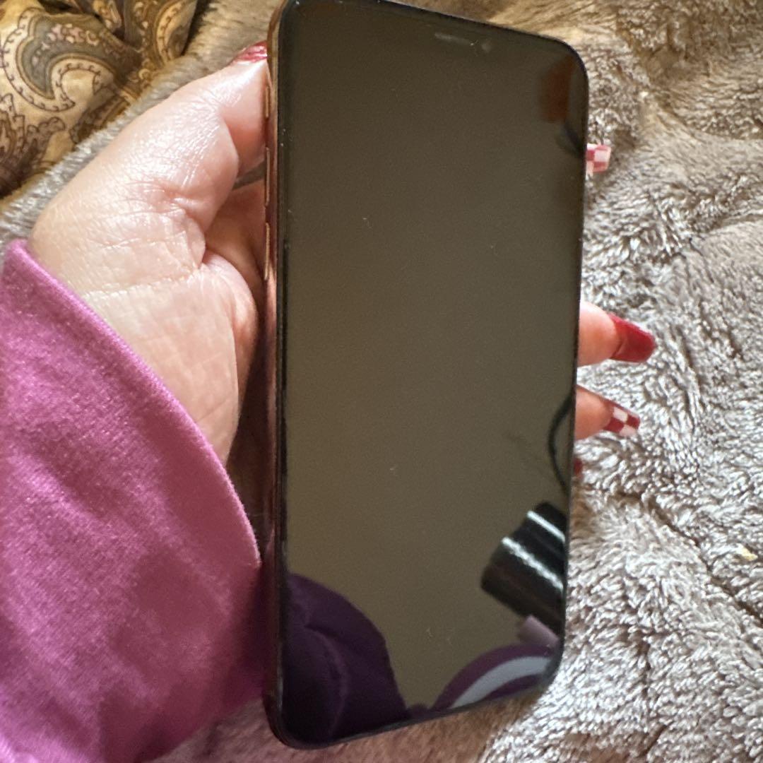 ＼＼\\ 美品//／／Apple iPhone XS ゴールド 本体
