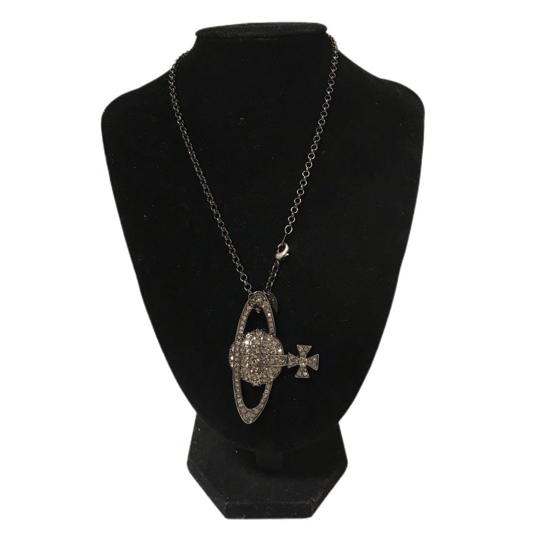Vivienne Westwood バスレリーフネックレス ガンメタル