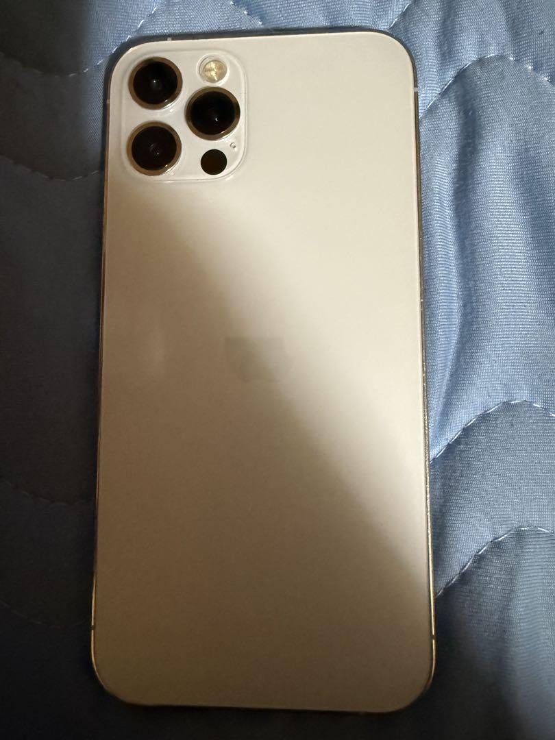 Apple iPhone 12 Pro シルバー 本体