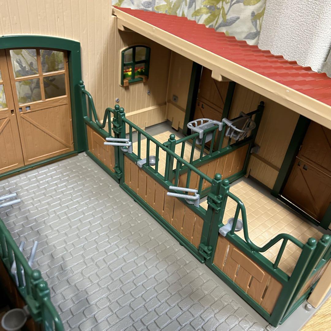 シュライヒ ファームワールド 大きな厩舎プレイセット