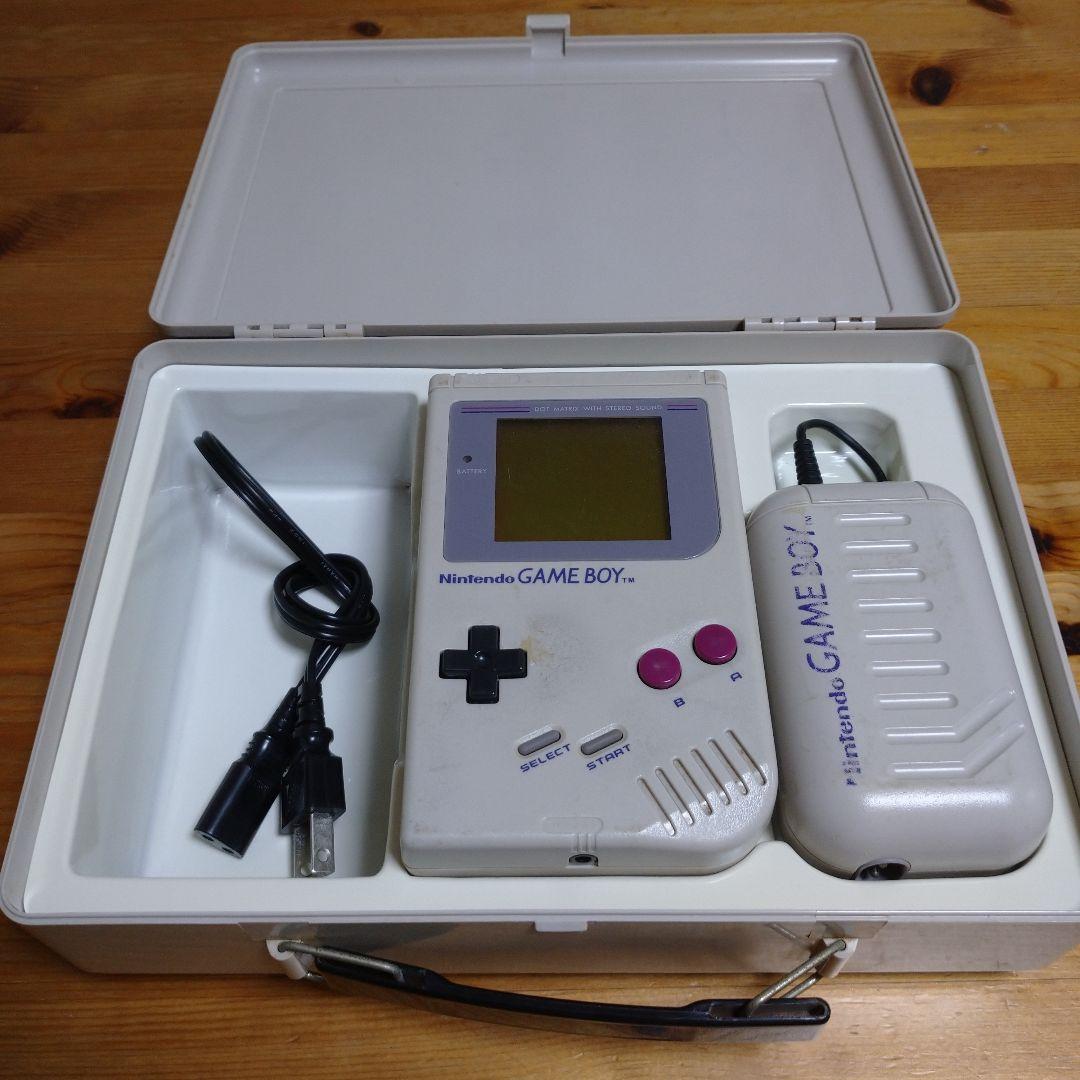 ゲームボーイ本体＋充電アダプタ＋収納ケース