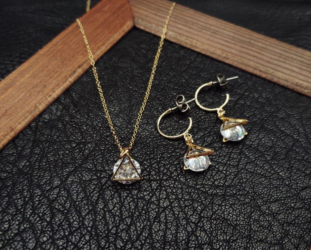 Z147/TALBOTS/セット/サニー クリスタル ゴールド ネックレスピアス ピアス K10ピンクゴールド ダイヤモンド合計0.1ct (4月誕生石