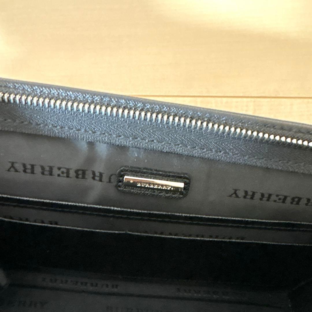 ブラッククラッチバッグ ハンドストラップ付き ブラッククラッチバッグ ハンドストラップ付き