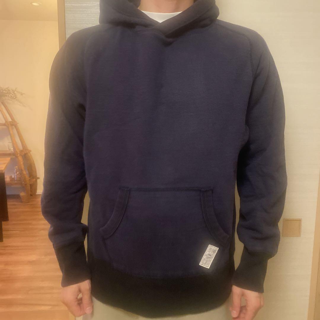 ネイビー フード付き パーカー