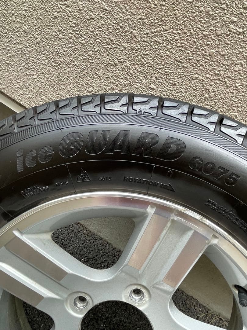 JB23ジムニー スタッドレスタイヤ185/80R16 2022年製 JB23ジムニー スタッドレスタイヤ185/80R16 2022年製