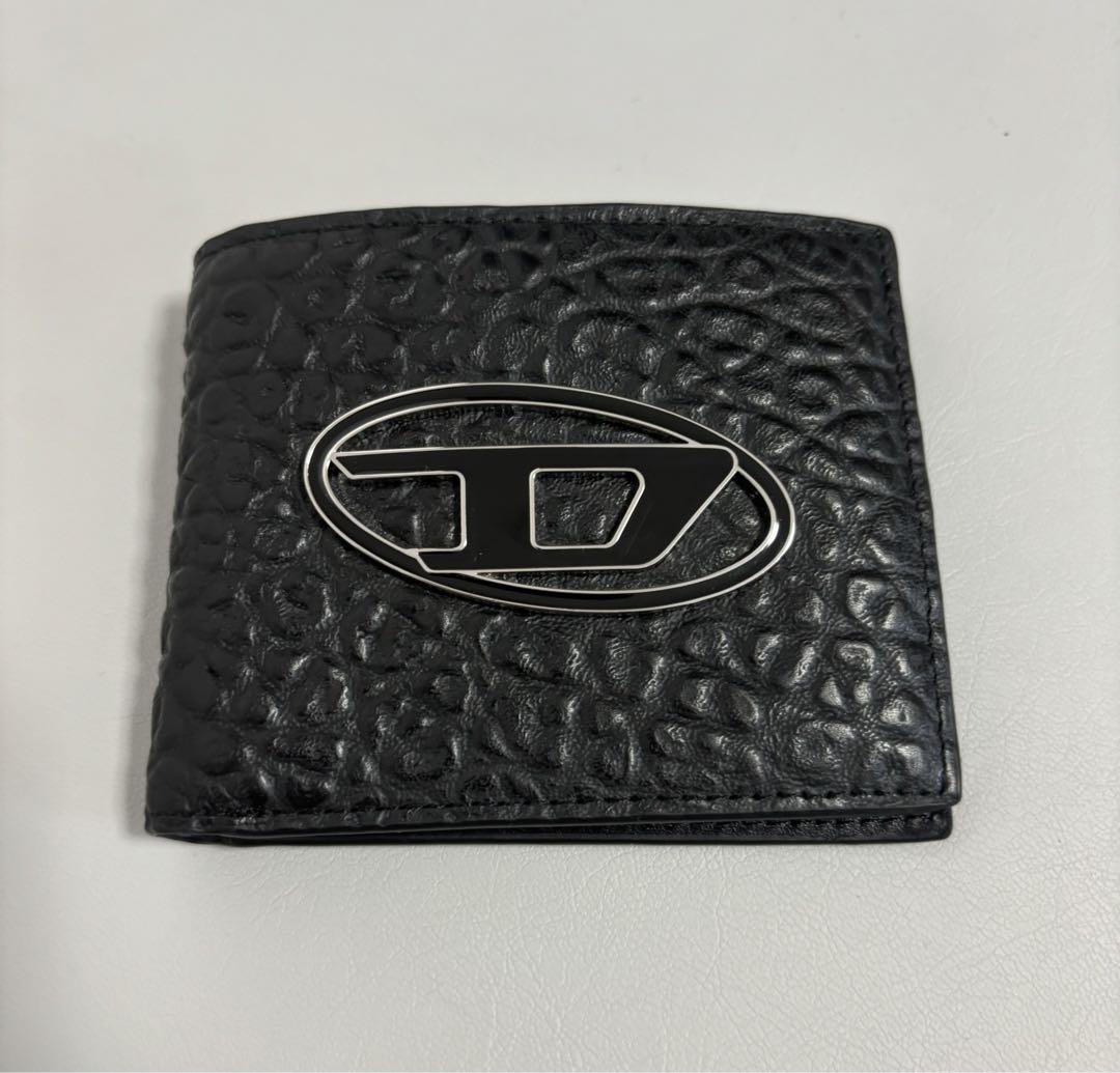 【高い素材】 DIESEL 二つ折り財布 小物
