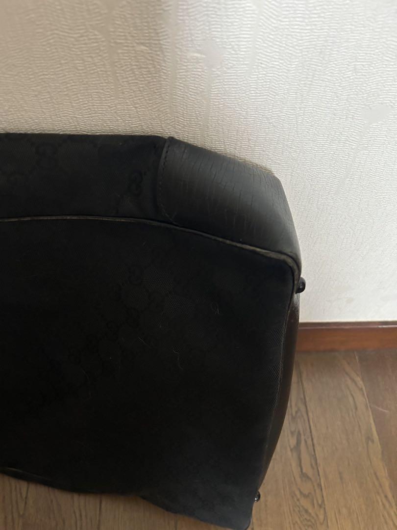 Gucci ブラックキャンバスバッグ