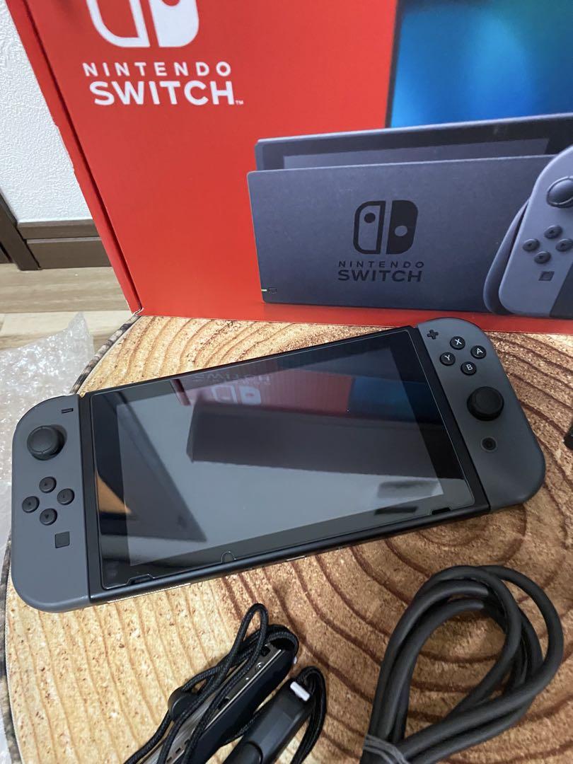 Nintendo Switch ニンテンドースイッチ本体　グレー ①