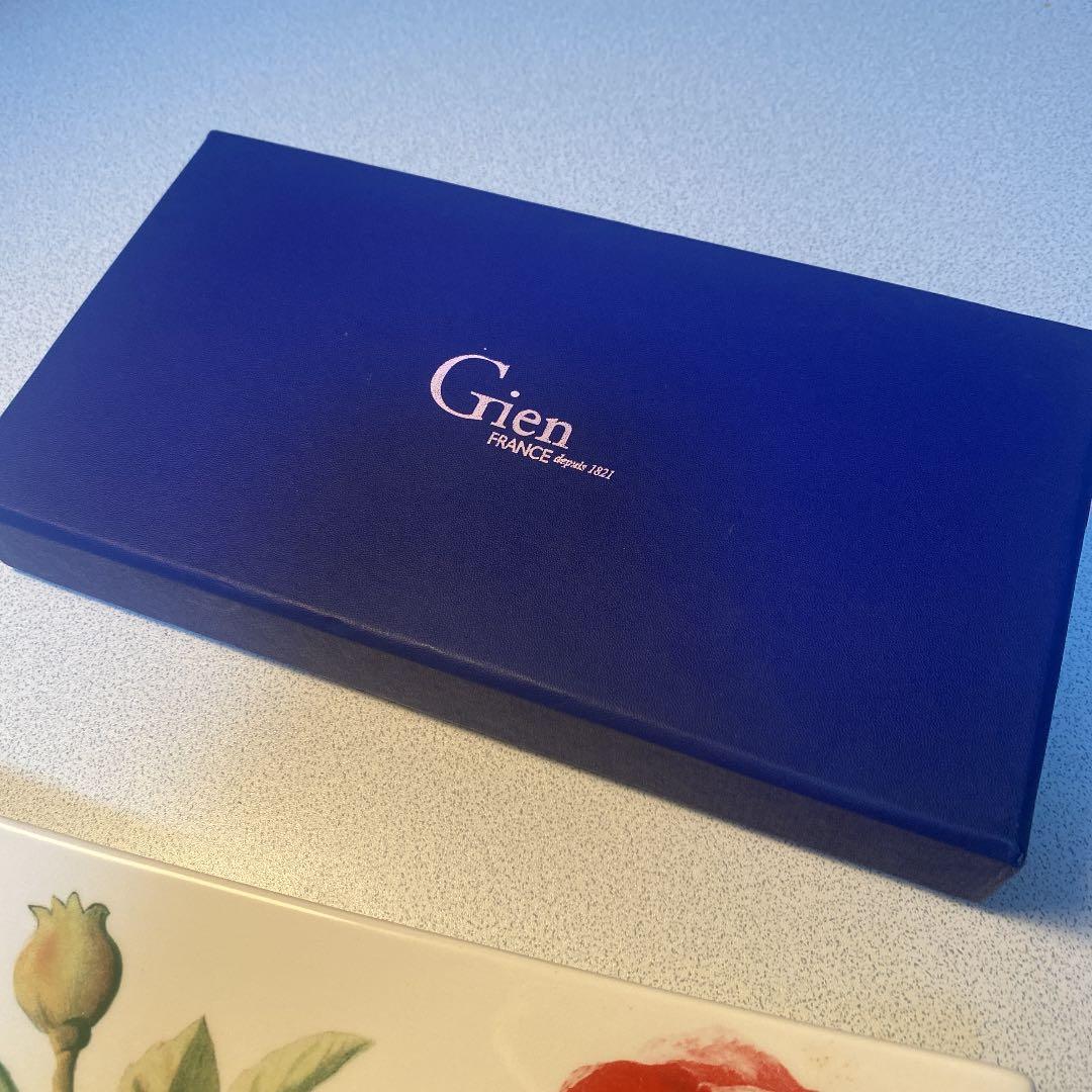 専用 Gien ジアン スクエアプレート ヴォリュプテ VOLUPTE | cmmulungu