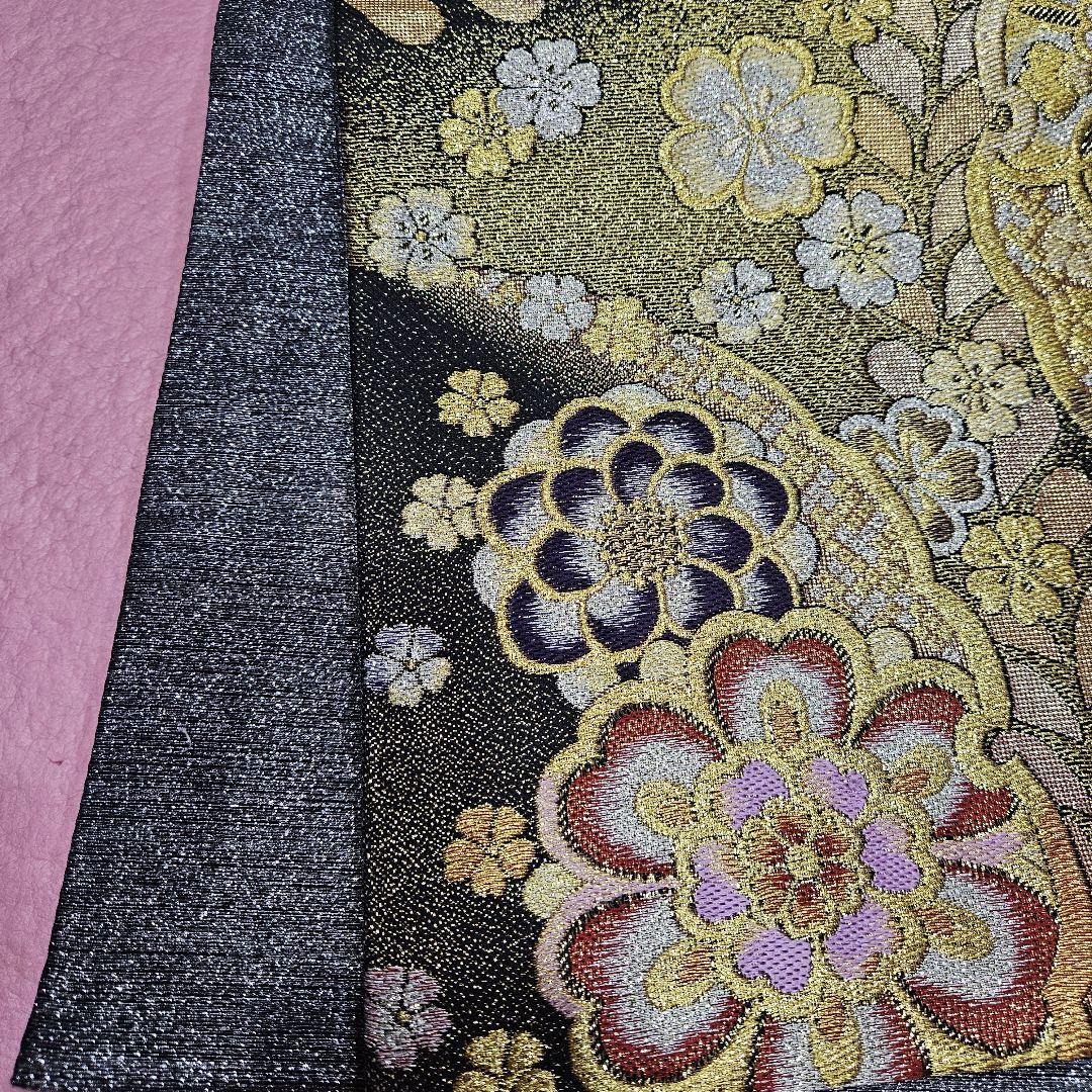 華やかな刺繍の袋帯