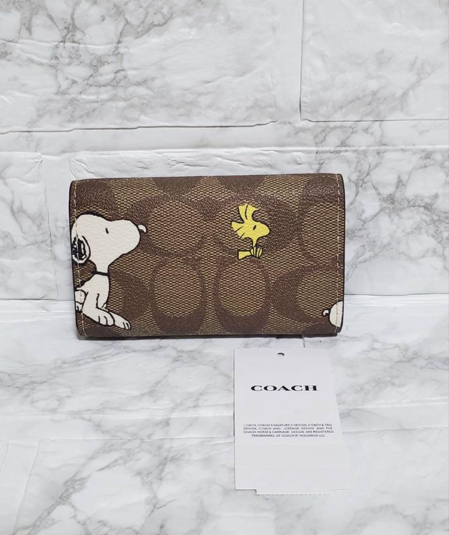 coach スヌーピー　キーケース　プレゼント　レディース　大人気　CF250