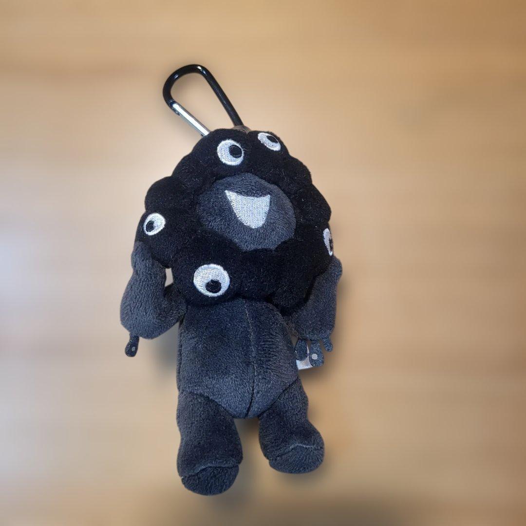 大阪万博 黒ミャクミャク カラビナ付マスコット 立ちポーズ目立った傷や汚れなし