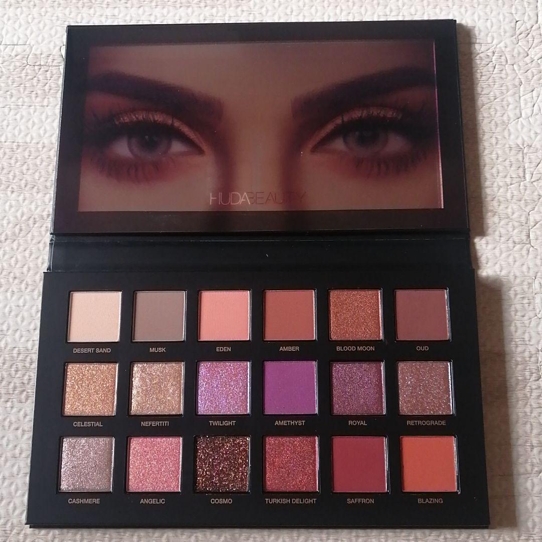 HUDABEAUTY アイシャドウパレット（お値下げ中）