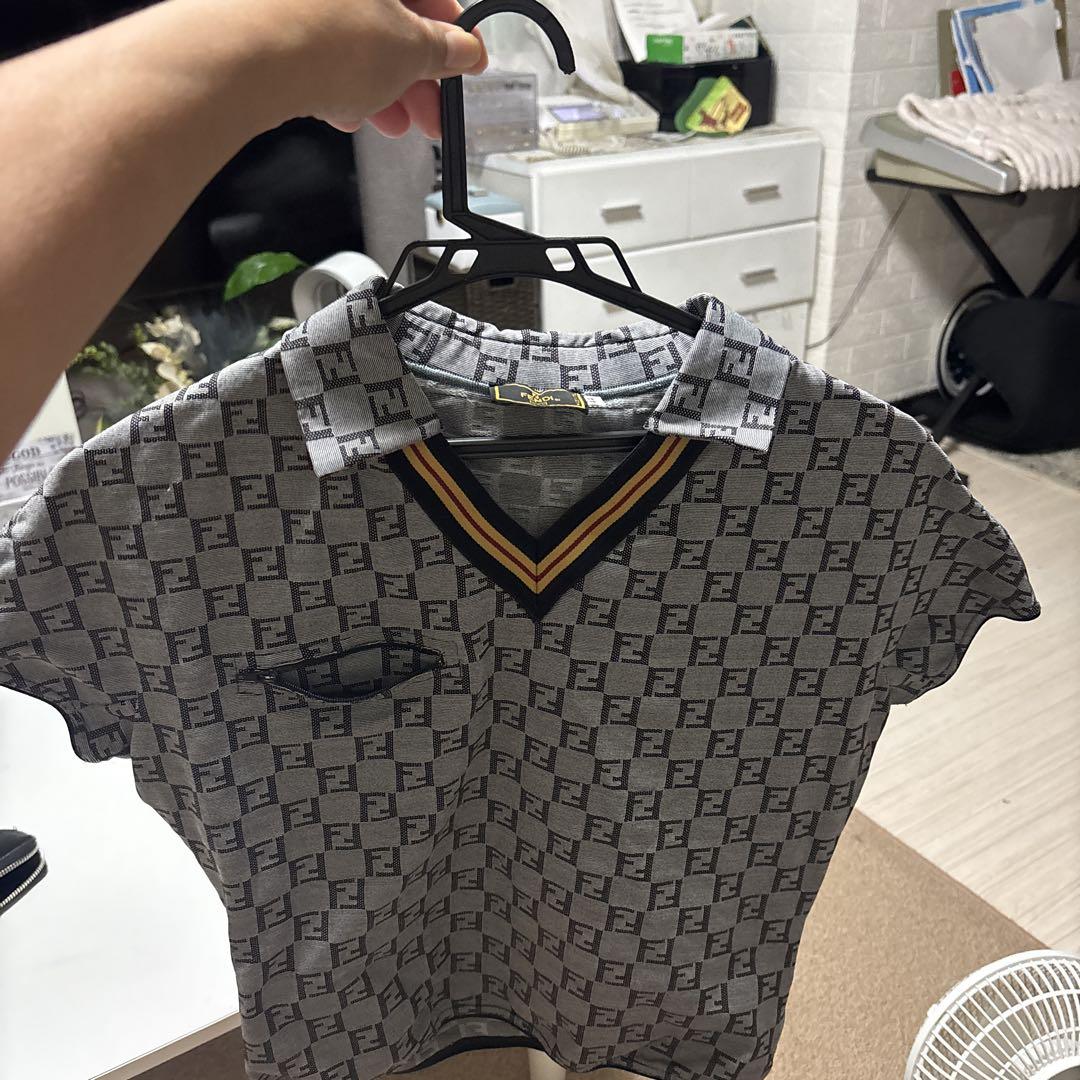FENDIポロシャツ44 FENDI 半袖ポロシャツ 44 - メルカリ