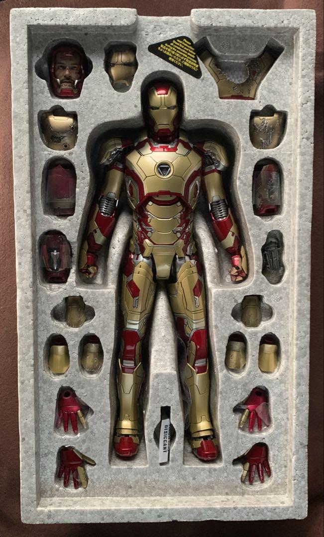 ホットトイズ アイアンマン マーク42