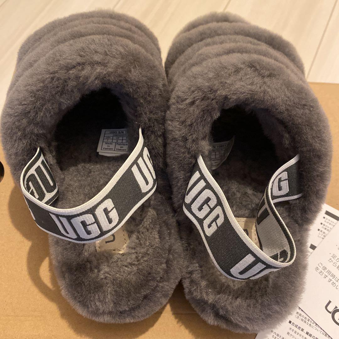 大人気定番 美品 サンダル fluff X1wrc-m55220173317 UGG 国産新品
