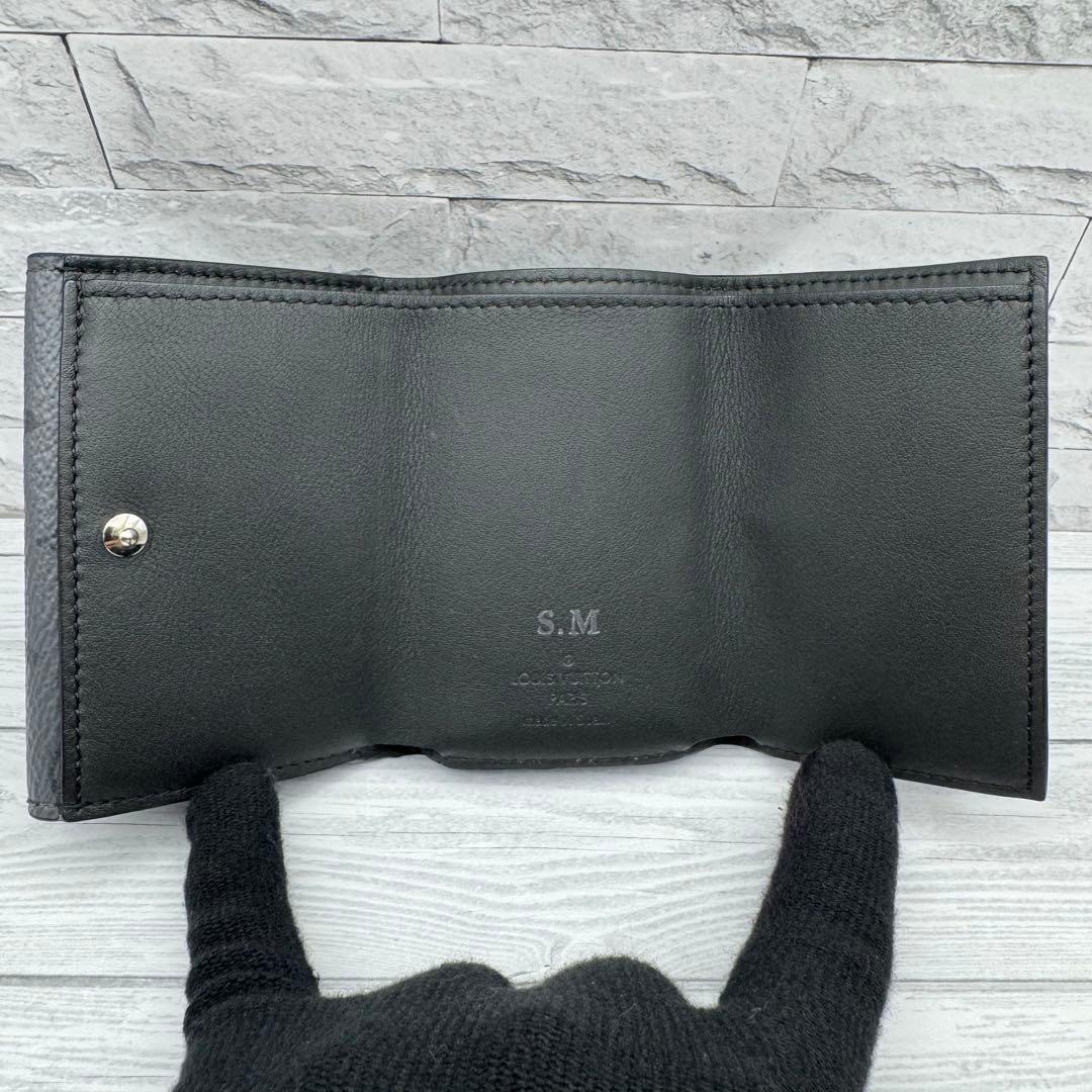 【極級美品】ルイヴィトン エクリプス ディスカバリーコンパクト 三つ折り 黒 【極級美品】ルイヴィトン エクリプス ディスカバリーコンパクト 三つ折り 黒