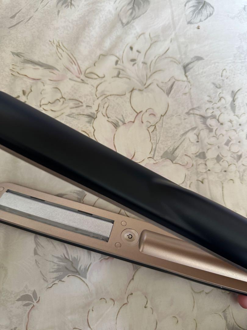 CARE PRO（ケアプロ）超音波アイロン 本体＋充電スタンド付き 美品