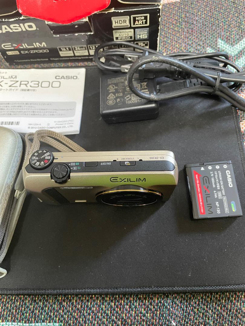 [Bamiki様売約・専用] CASIO EXLIM EX-ZR300