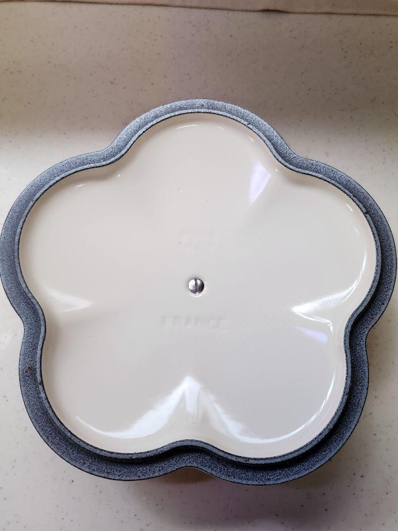 Amazon.co.jp: ル・クルーゼ(Le Creuset) 鋳物 ホーロー 両手鍋
