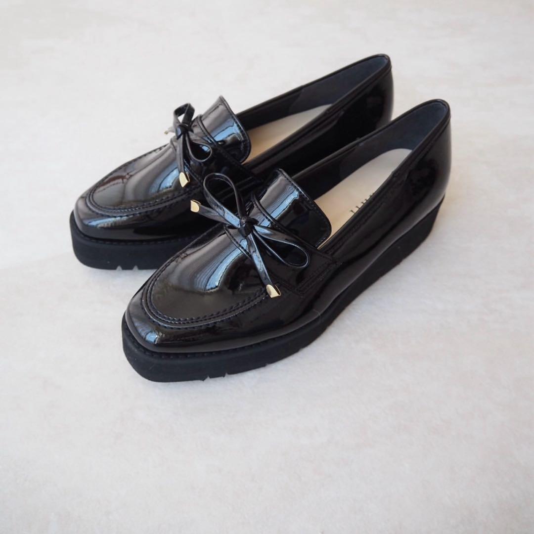 新品・未使用品　JIHYANG チヒャン　レイン対応リボン金具ローファー