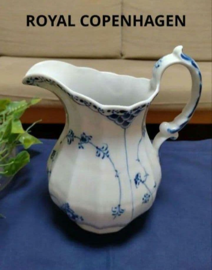 ロイヤルコペンハーゲン ブルーフルーテッドハーフレース ジャグRoyal Copenhagen