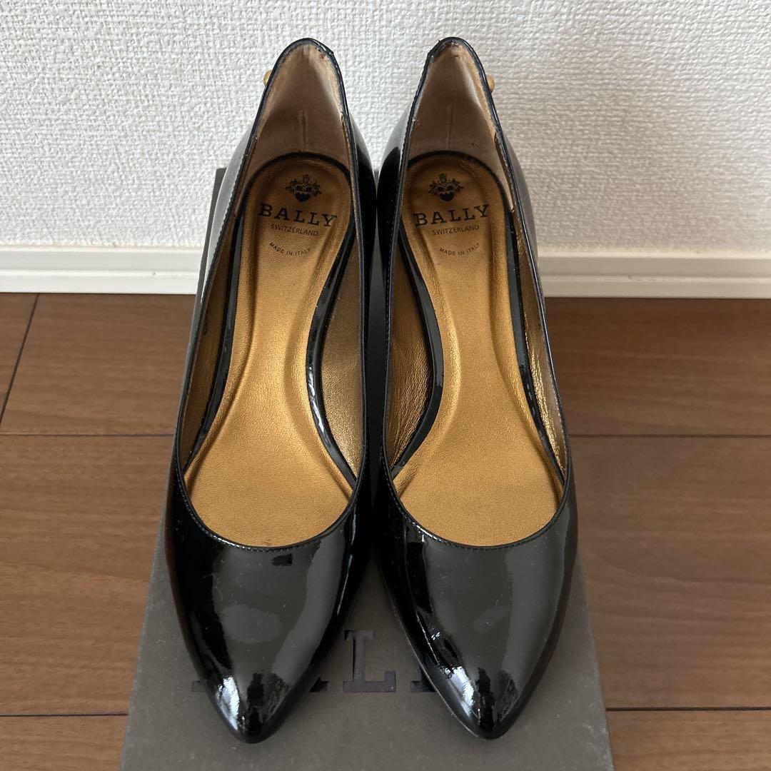 BALLY⭐︎エナメルブラック パンプス - メルカリ