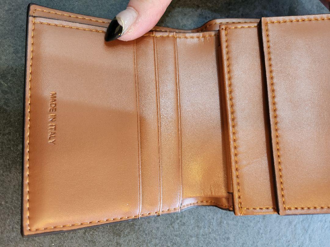 ★三つ折り財布 ベージュとブラウン★
