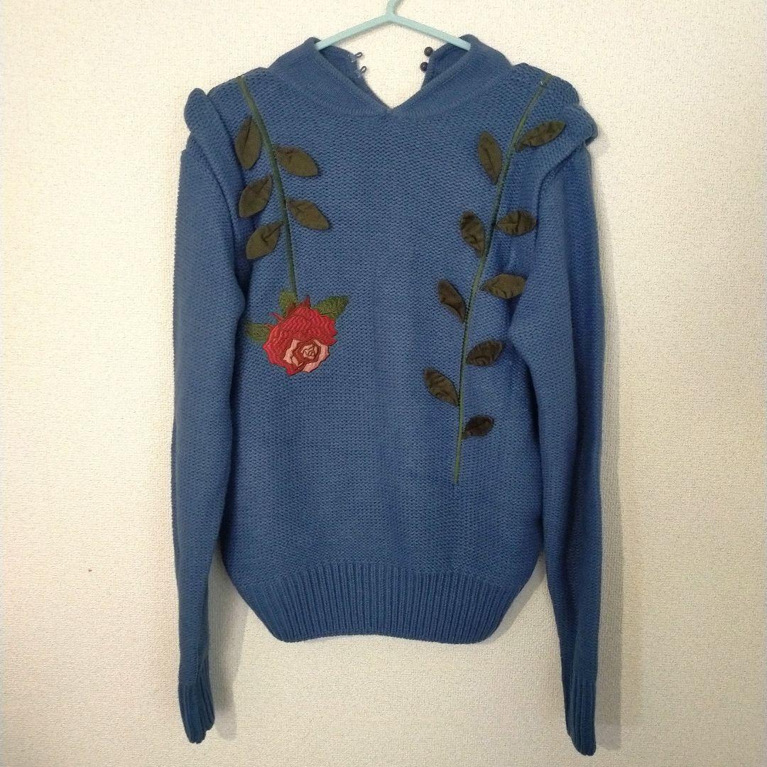 花柄刺繍ニット ブルーM