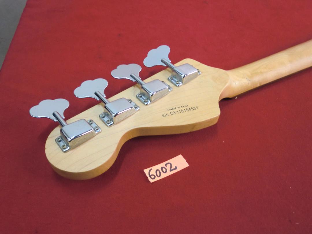 6002：フェンダー　SQUIER P　スクワイヤーP　ベースギター　ジャンク