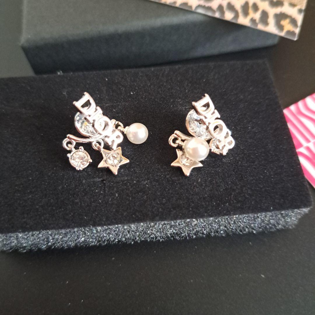 ディオール　Dior　ピアス　ヴィンテージ　新品未使用　シルバー　箱付き