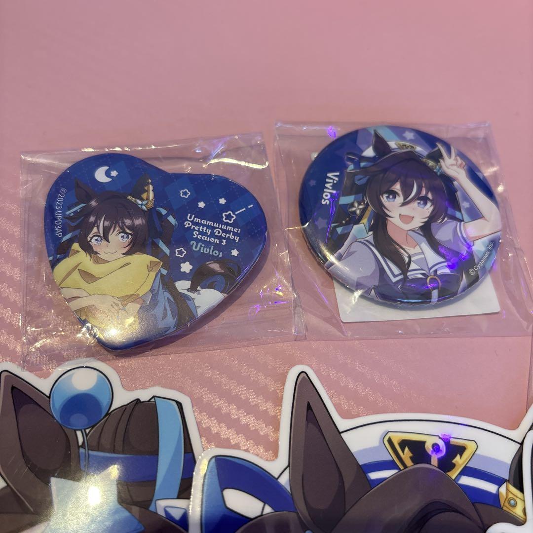 ウマ娘　ヴィブロス　缶バッジ　キャラバッジ　10点 ウマ娘 ヴィブロス キャラバッジ 缶バッジ 勝負服 - メルカリ
