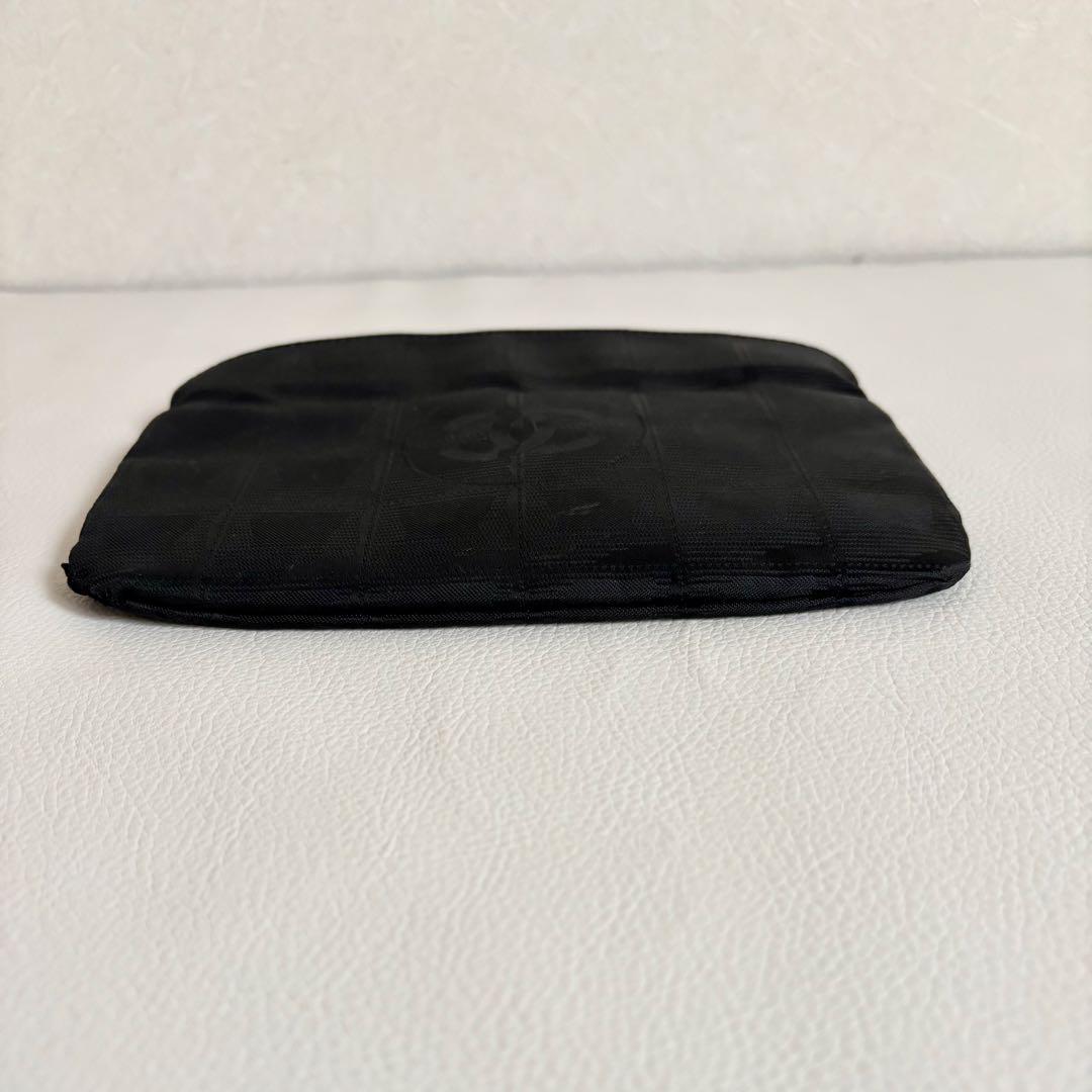 良品】【シャネル】ニュートラベルライン ナイロン ポーチ 小物
