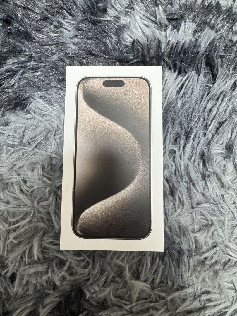 Apple iPhone 13 ホワイト 本体