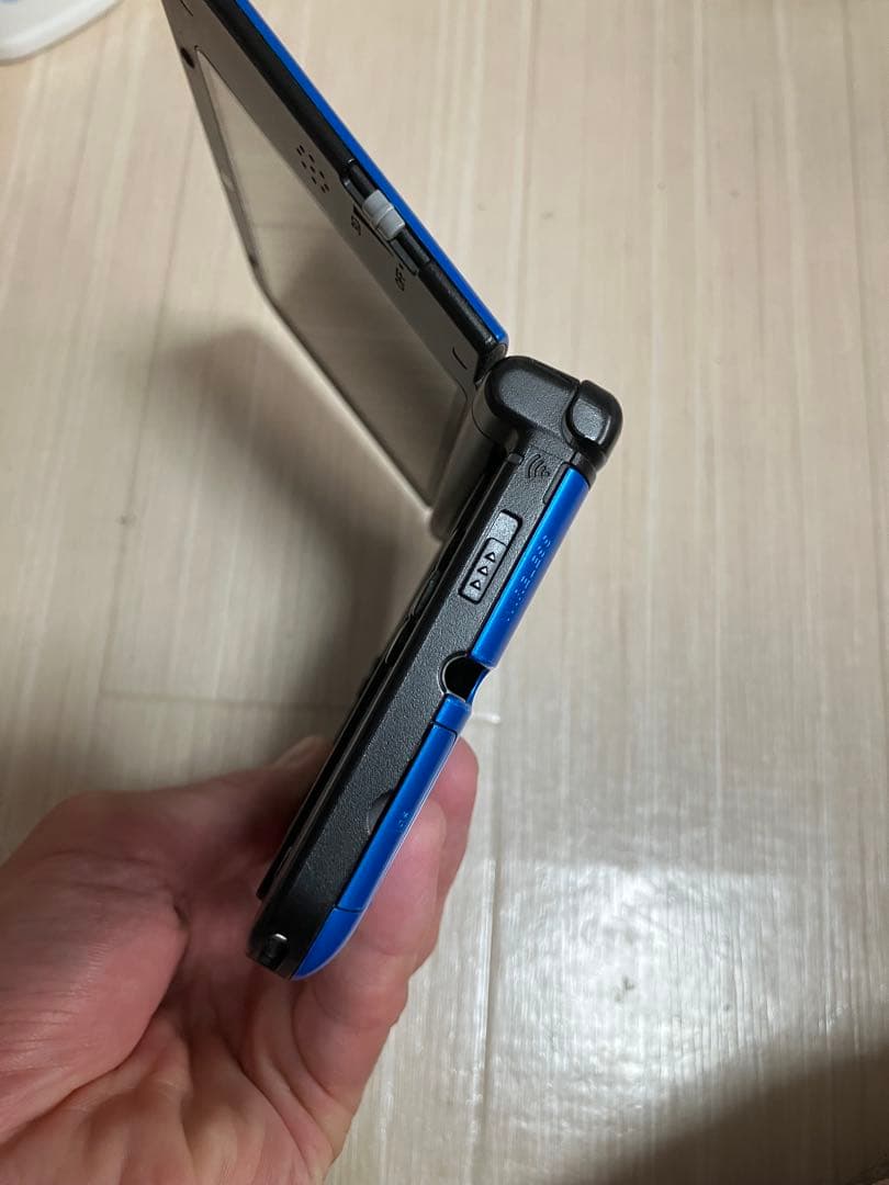 ニンテンドー3DS LL