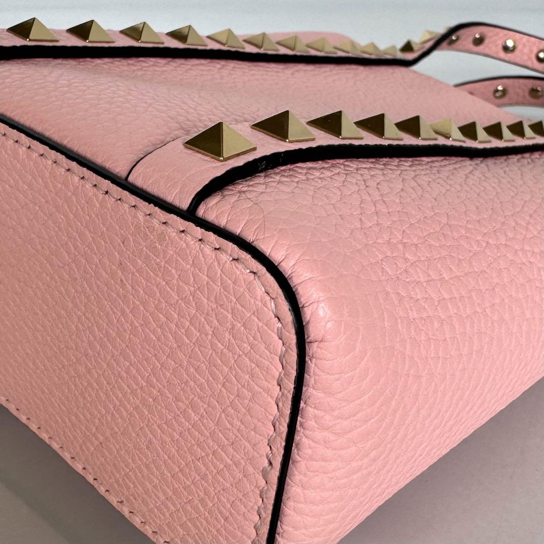 美品】バレンチノ VALENTINO ロックスタッズ ショルダーバッグ