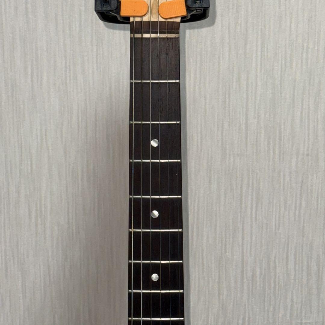 h*4様 Squier Affinity Stratocaster 色:バーガン