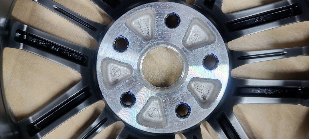 STIホイール新品 4本セット 17×7J +55 PCD114.3