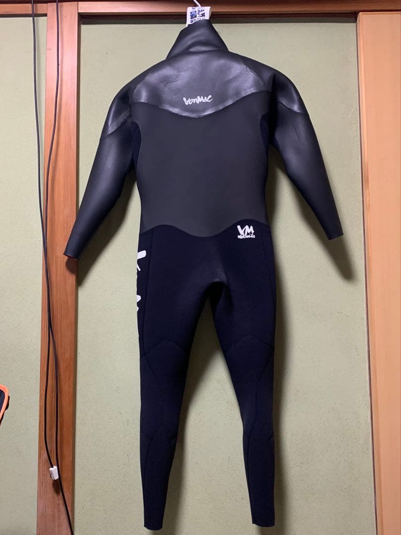 フルスーツ 美品 チェストジップ フルスーツ 美品 チェストジップ