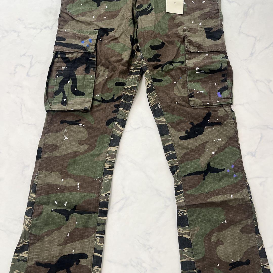 mnml ミニマル 迷彩 スプラッシュペイントフレアカーゴパンツ 31 新品 M