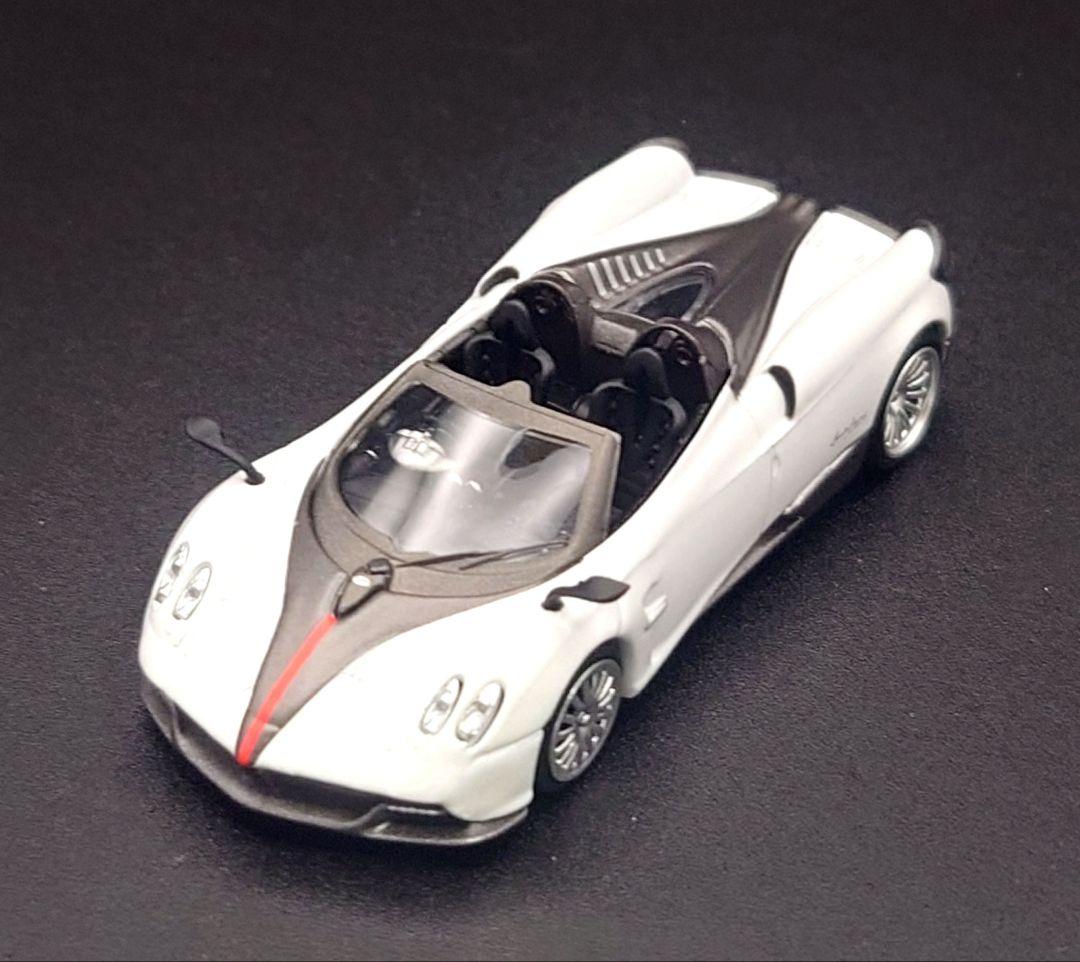 ミニカー MINI GT Pagani Huayra Roadster
