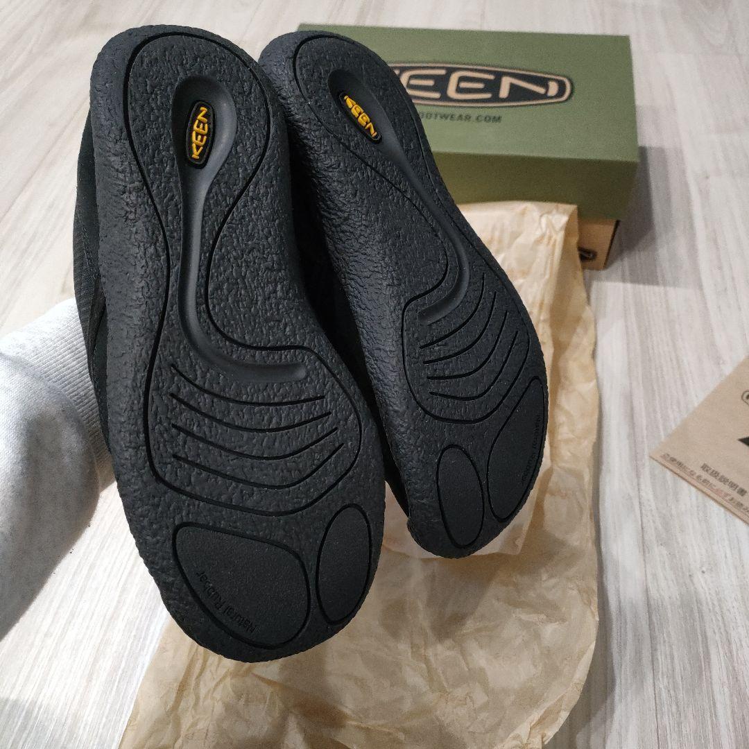 KEEN　HAUSERⅡ　チャッカ　23センチ　黒