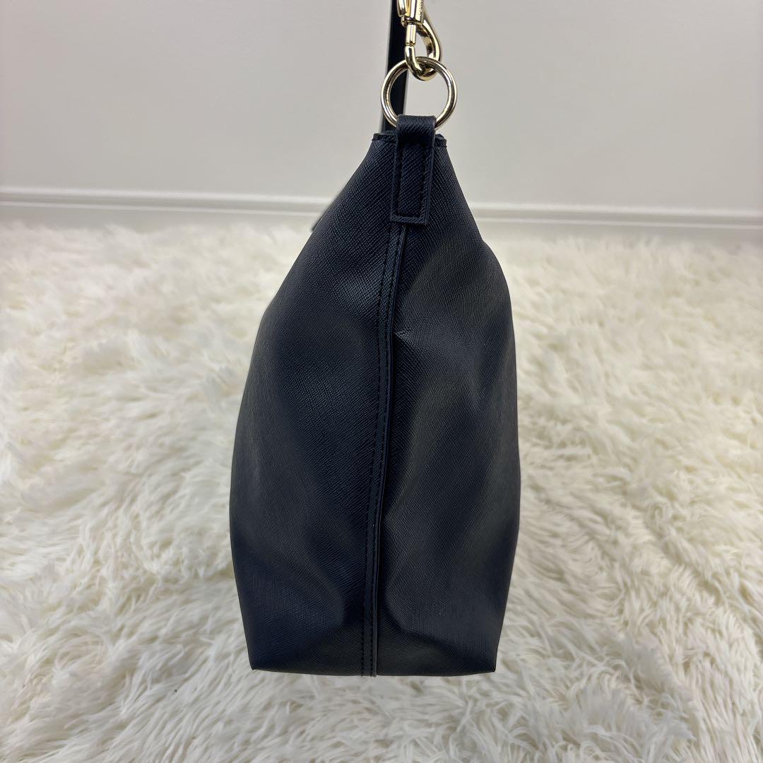 トミーヒルフィガー　トートバッグ　ブラック　 Amazon | TOMMY HILFIGER (トミーヒルフィガー) フラッグ