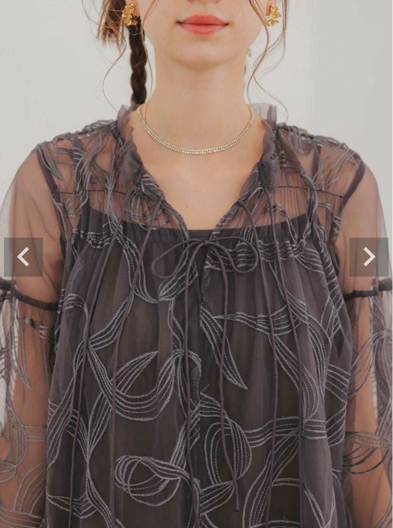 Doll リボンエンブロイダリーレイヤードドレス