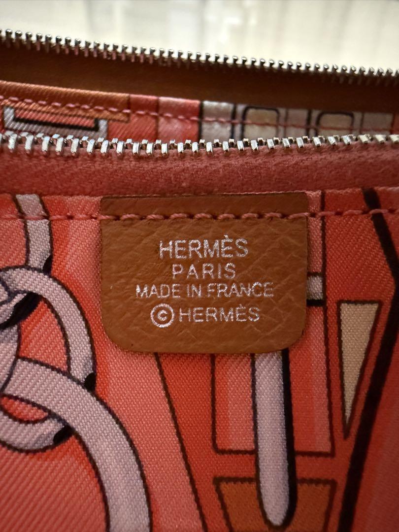 エルメス シルクイン 長財布