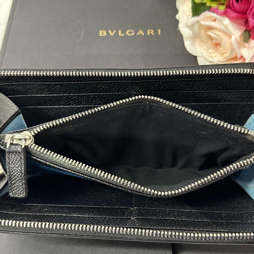 新品同様‼️ ブルガリ　BVLGARI 財布　長財布　L字ファスナー　チャーム